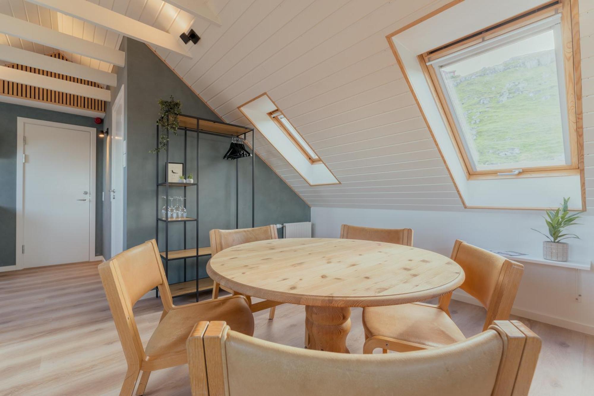 A Tromini Guesthouse Torshavn Room photo