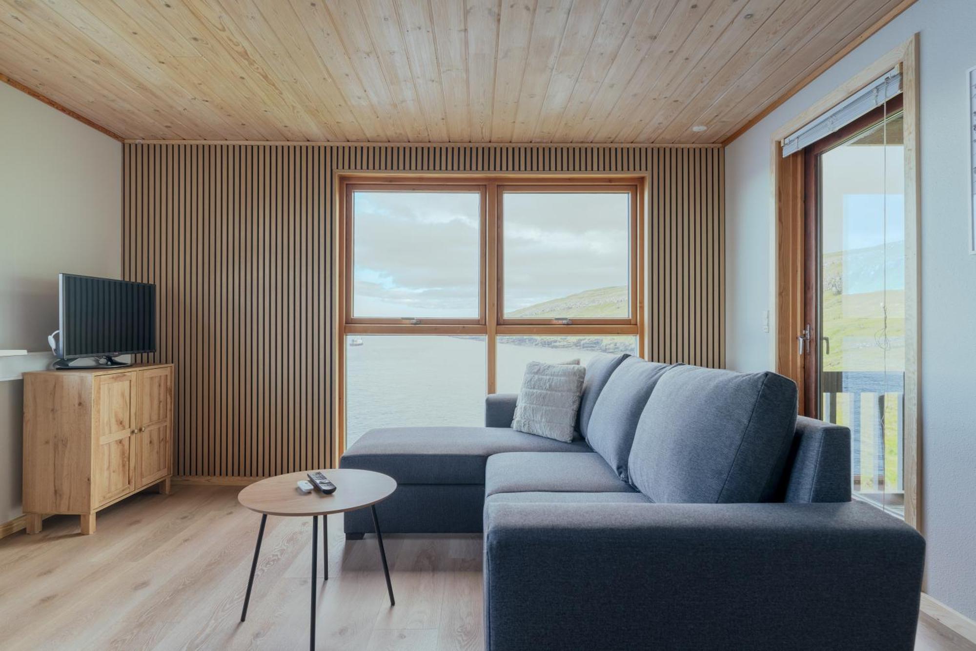A Tromini Guesthouse Torshavn Room photo