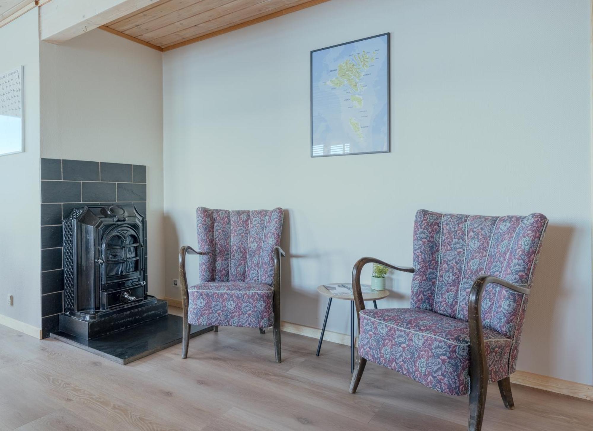 A Tromini Guesthouse Torshavn Exterior photo