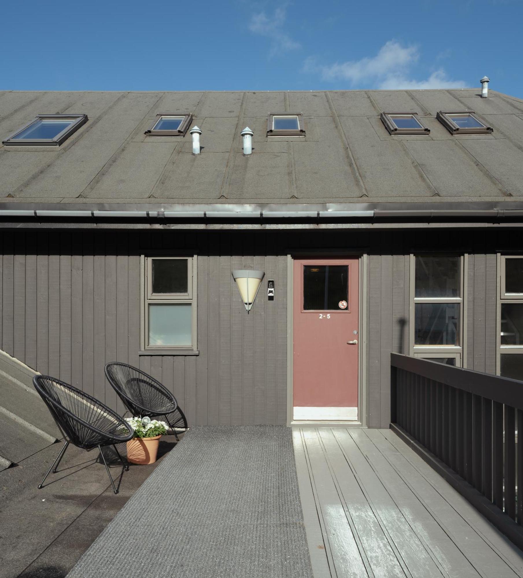 A Tromini Guesthouse Torshavn Exterior photo