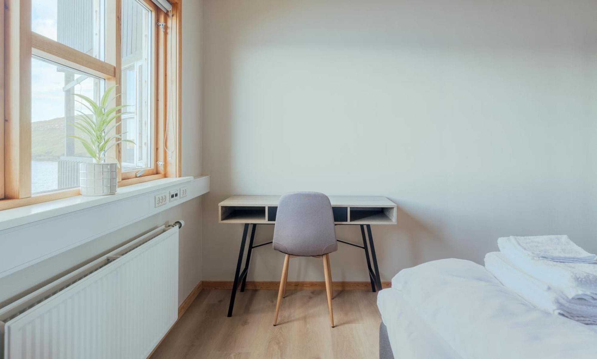 A Tromini Guesthouse Torshavn Room photo
