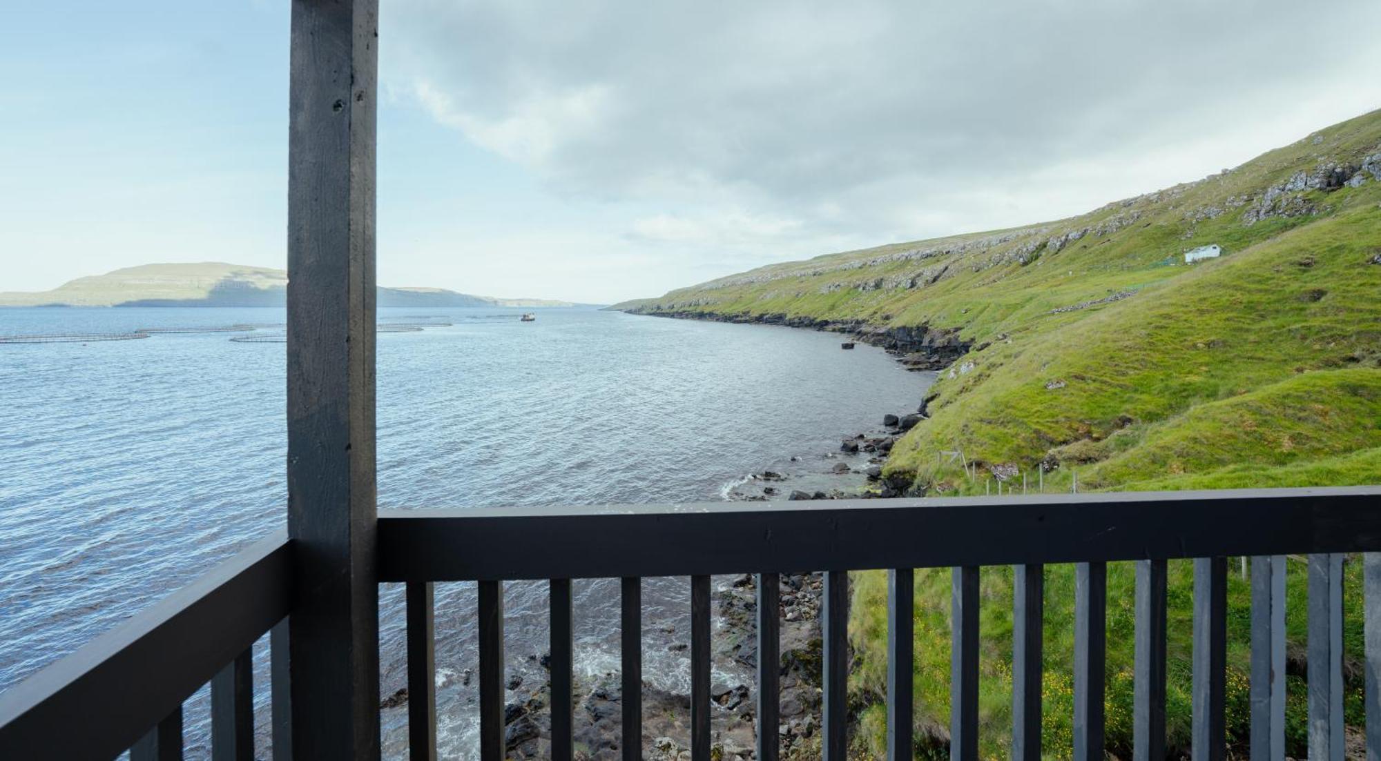 A Tromini Guesthouse Torshavn Exterior photo