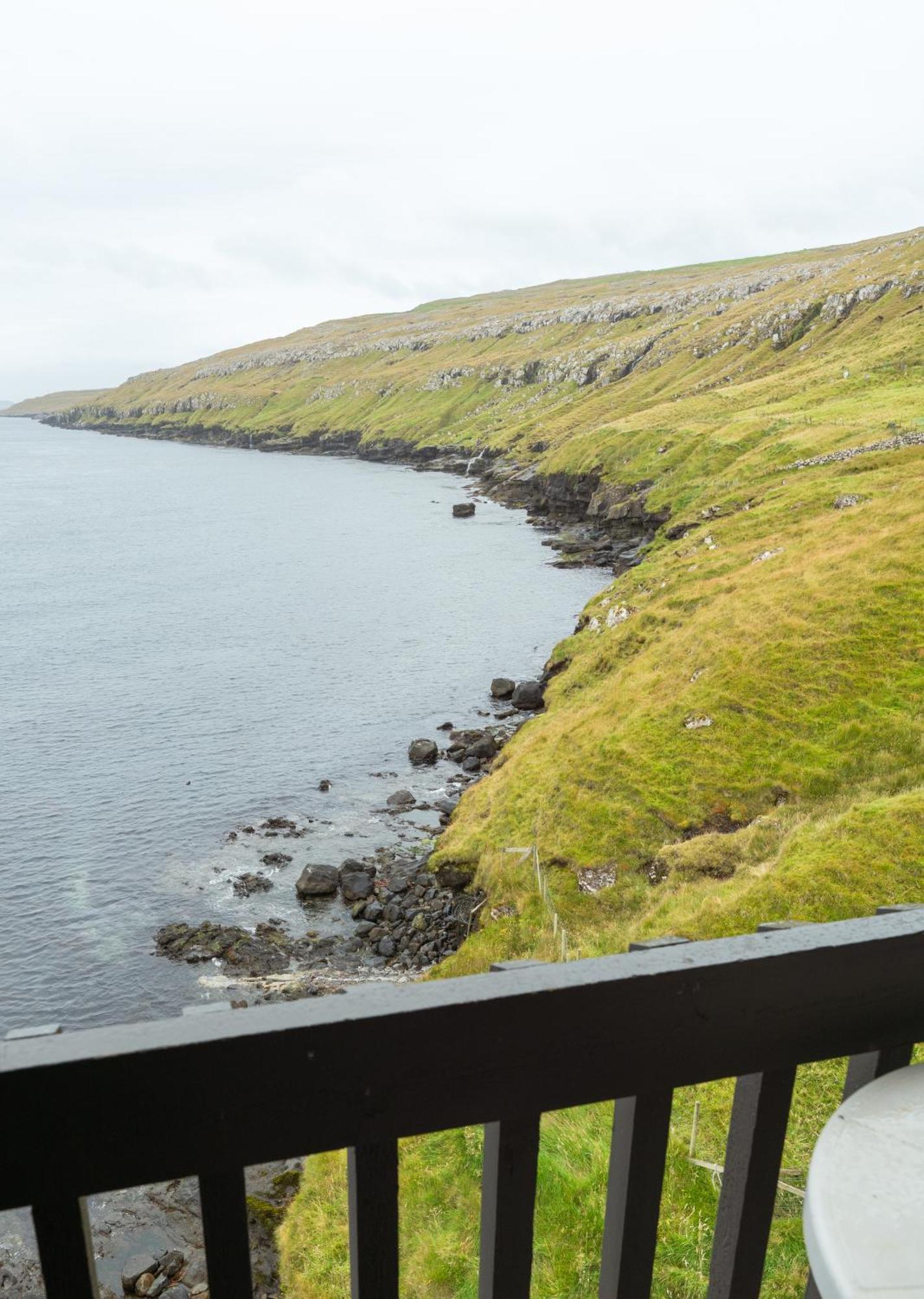 A Tromini Guesthouse Torshavn Exterior photo